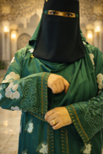 Al Aqsa Noor-e-Sabz Abaya - Image 3