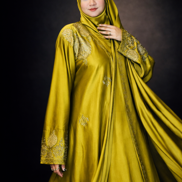 Aqsa Royal Glow Borka